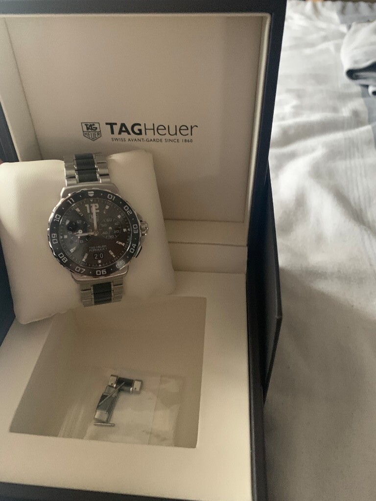 tag heuer formula 1 wau111c